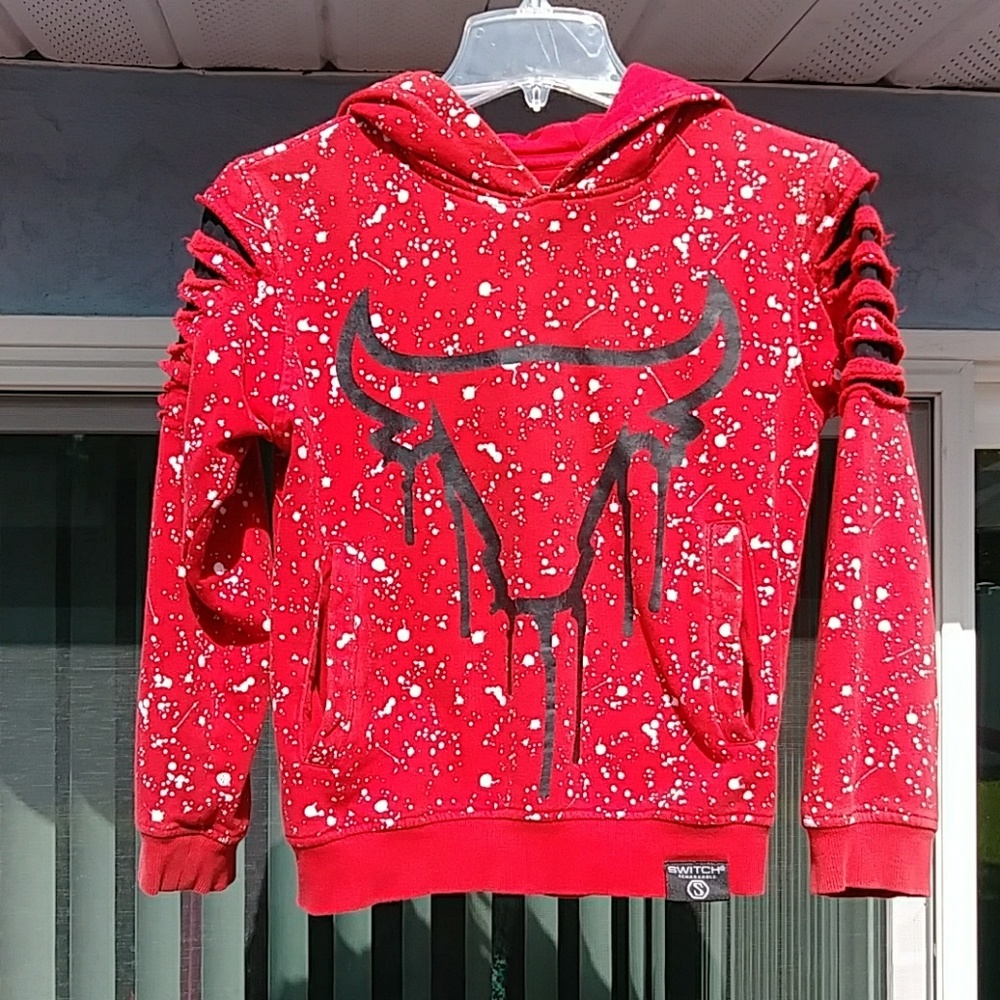 Switch Remarkable Juniors Splattered Bull Hoodie.